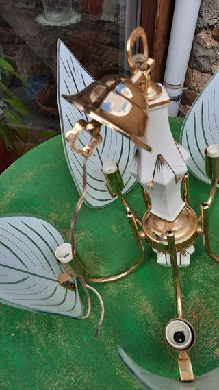 Lámpara techo hojas dorada