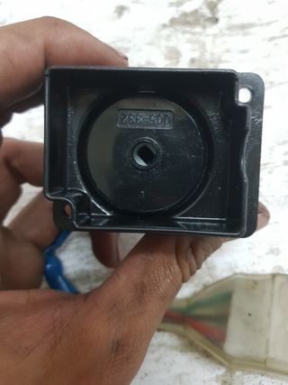 Clausor cerradura Kymco People