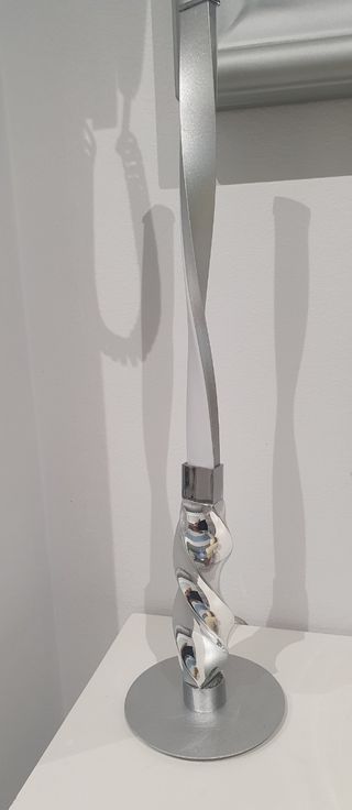 Lámpara sobremesa moderna - metal y cristal