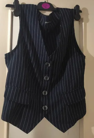 ‼️ PRECIO NO NEGOCIABLE ‼️ Chaleco SHEIN talla S