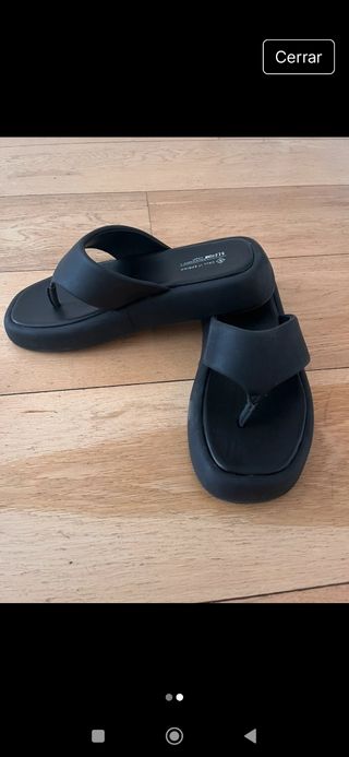 Sandalias negras talla 40