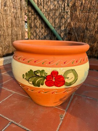 4 macetas terracota pintadas
