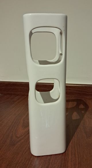 Jarrón moderno blanco de porcelana