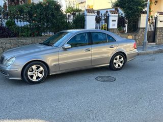 Mercedes-Benz Classe E (214) 2003