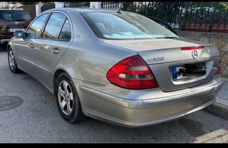 Mercedes-Benz Classe E (214) 2003