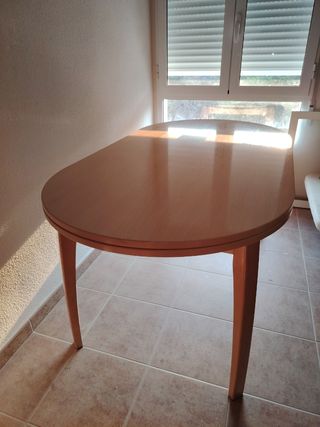 Mesa ovalada comedor color roble natural 
