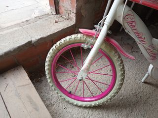 Bicicleta niña 16" blanca/rosa