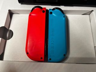 Nintendo Switch - Consola
