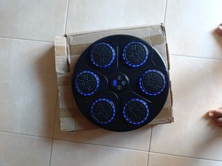 Máquina boxeo + guantes