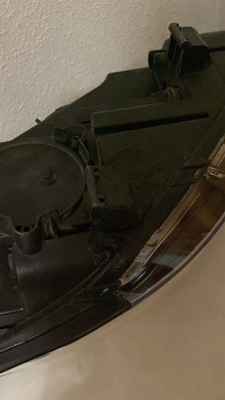 Faro Kia Carens Izquierdo