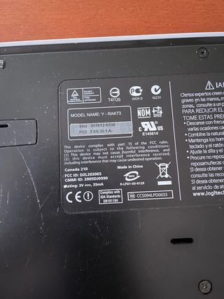 Teclado Logitech + ratón sin apenas uso