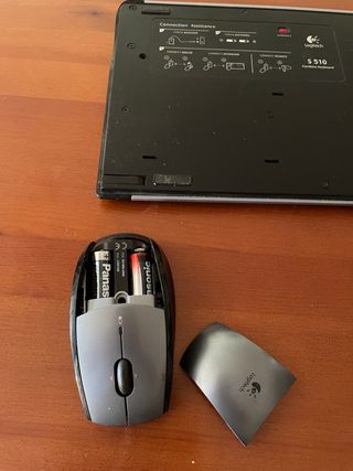 Teclado Logitech + ratón sin apenas uso