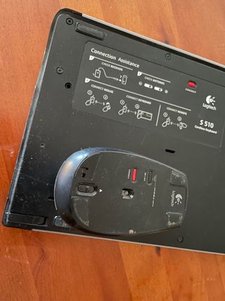 Teclado Logitech + ratón sin apenas uso