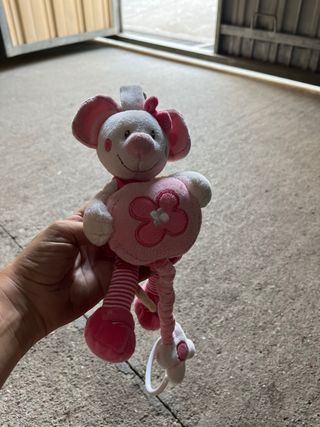 Sonajero bebé ratón rosa