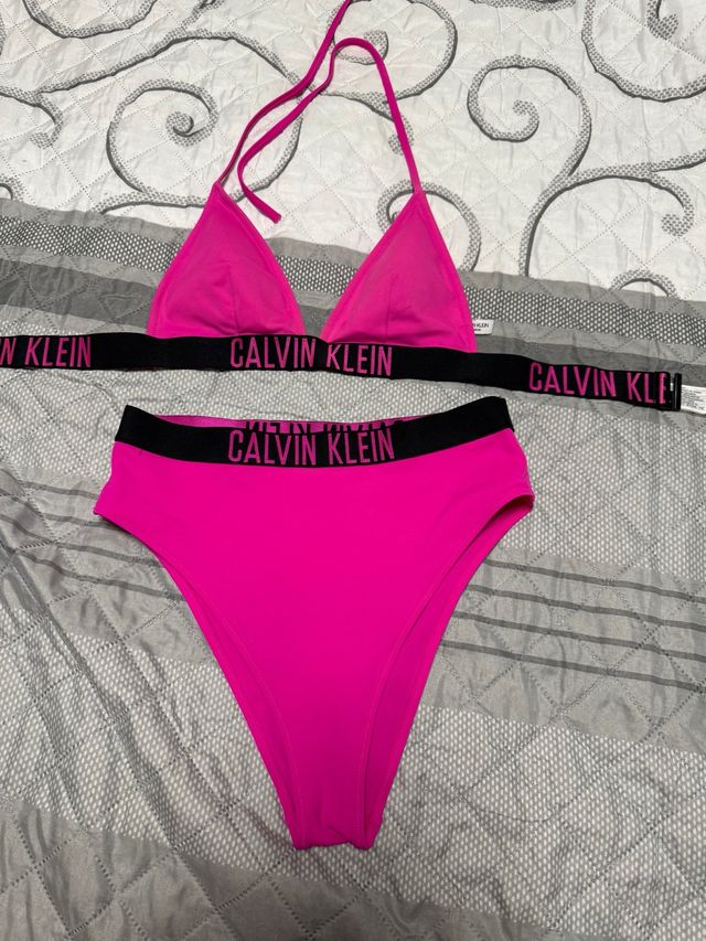 Bikini Calvin Klein rosa