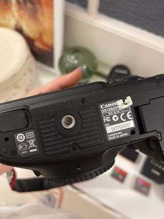 Cámara Canon EOS 7D + accesorios