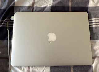 MacBook Pro early 2015 13’, 512ssd, i5, BATERÍA