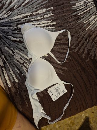 Sujetador blanco sin aros