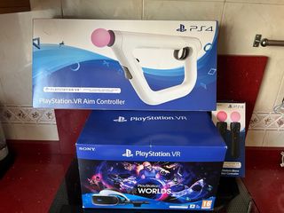 Pacchetto PS4 VR - Mira e muovi