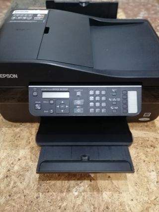 Impresora Epson BX300F multifunción. 