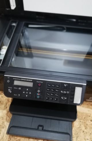 Impresora Epson BX300F multifunción. 