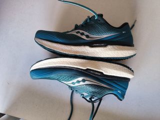 Zapatillas Saucony Triumph 18