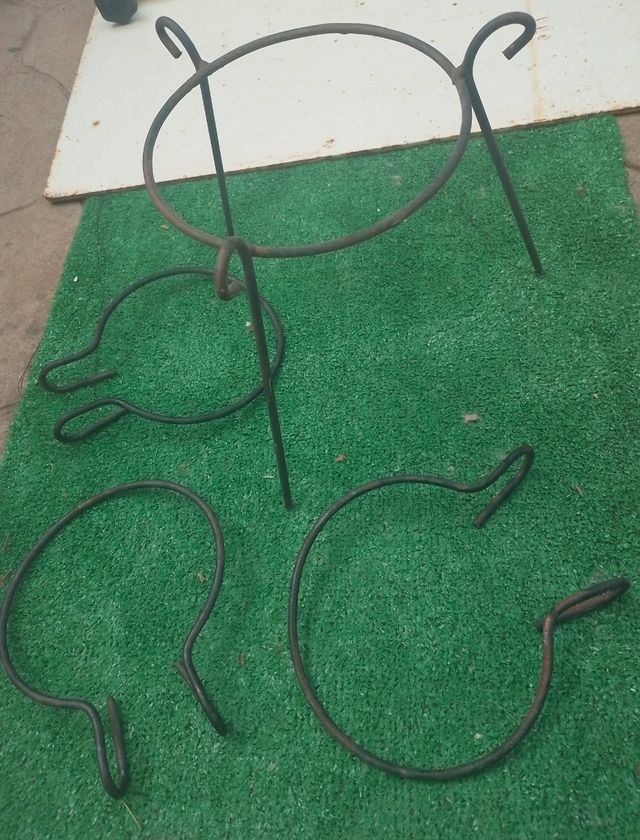 Maceteros metálicos - 4 uds