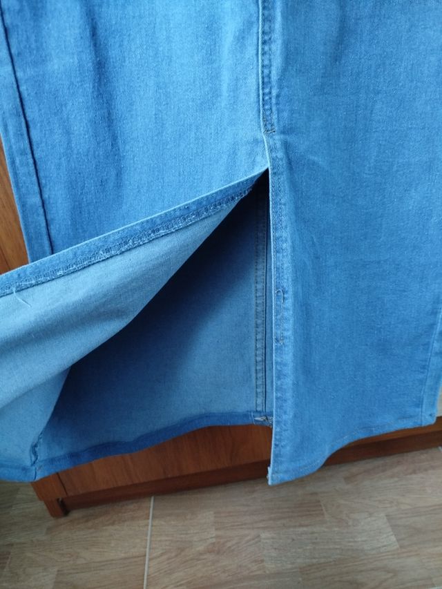 Falda vaquera midi azul