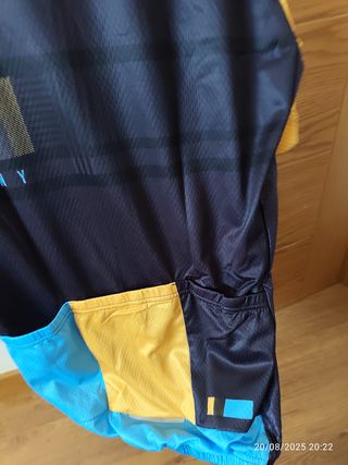 Maillot ciclismo Raudax Black & Yellow (NUEVO)