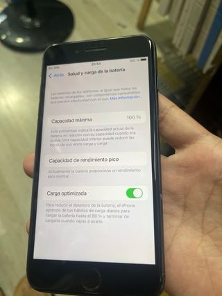 iPhone 8 Plus 64GB - Negro