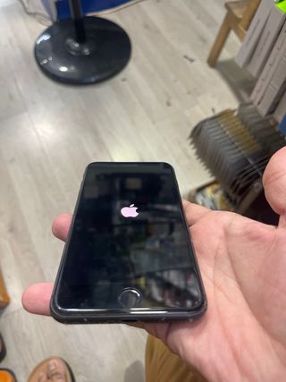 iPhone 8 Plus 64GB - Negro