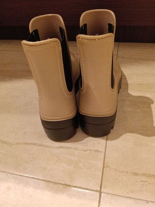 Botas beige Toni Pons