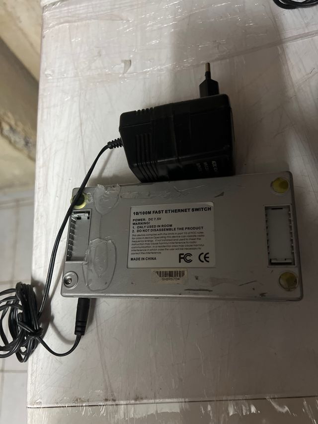 Router OvisLink 5 puertos 10/100