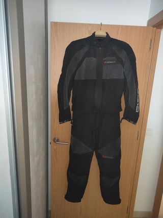 Chaqueta moto Dainese