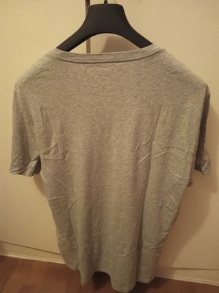 Camiseta GAP gris