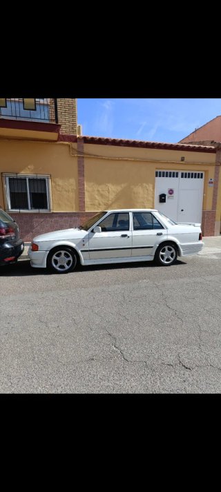 Ford Orión 1.6 ghia kit rs