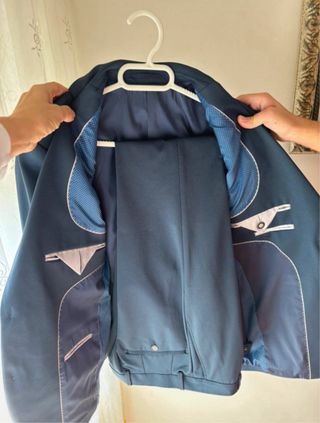 Traje azul marino - usado 1 vez