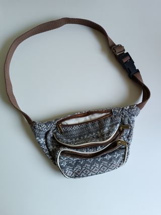 Riñonera Claire's marrón-gris