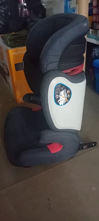 Silla coche grupo 3 con respaldo
