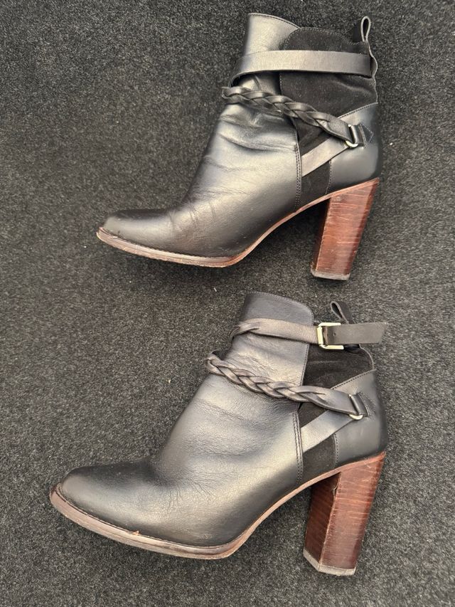 Botines Massimo Dutti negros tacón talla 40