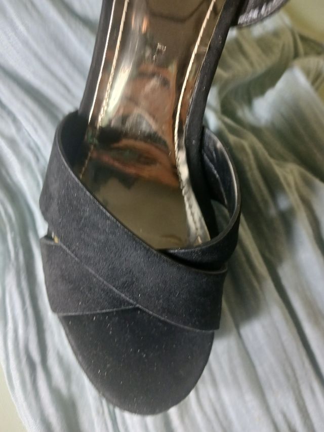 Sandalias negras tacón alto plataforma