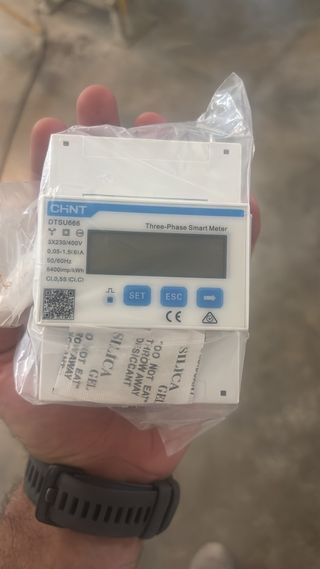 Medidor inteligente CHINT DTSU666 trifásico