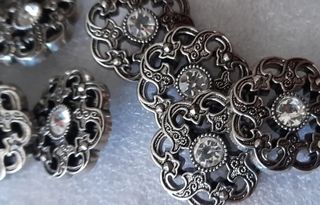 Lote de 12 botones- 7 modelos