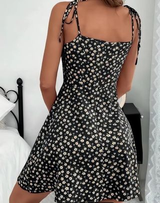 Vestido negro flores - tirantes lazo