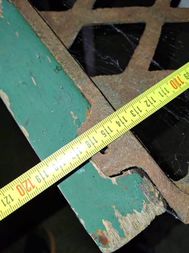 Reja hierro antigua AR