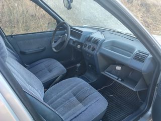 Peugeot 205 1988