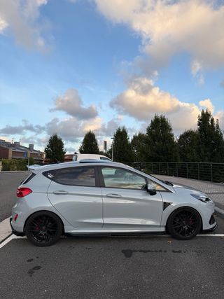 Ford Fiesta ST PERFORMANCE MK8