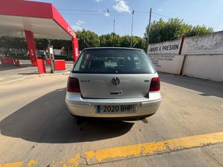 Volkswagen Golf 2001
