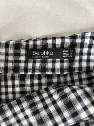 Falda pantalón cuadros Bershka