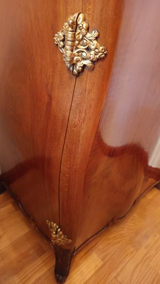 Máquina y su mueble de coser Singer Hexagon